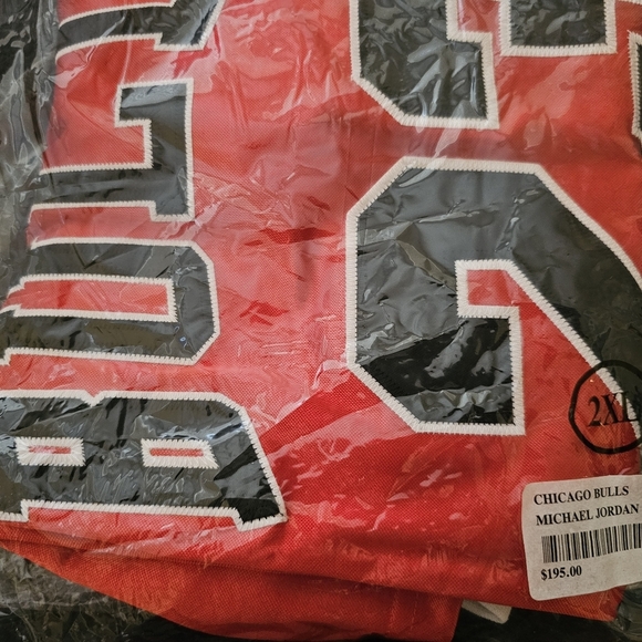 Chicago Bulls Jordan 23 Vintage Jersey - Picture 5 of 5
